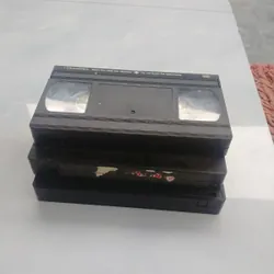 3 cuốn băng video 589798