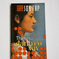 Thiếu nữ đánh cờ vây