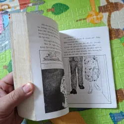 Junie B. Jones và chiếc xe buýt bốc mùi ngớ ngẩn 927035