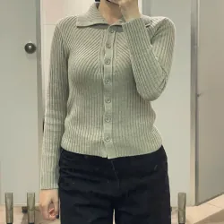 UNIQLO Merino blend high neck cardigan, size XS, đã qua sử dụng, mất tag, như mới 776353