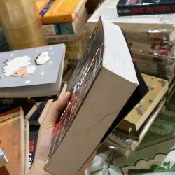 Kẻ Mạo Danh" (tên tiếng Anh: "A Prisoner of Birth") của tác giả Jeffrey Archer 998963