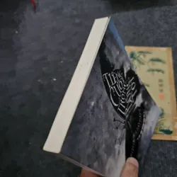 Tiếng cười trong bóng tối - Nabokov 734618