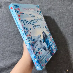 The Thunderbolt Pony - Stacy Gregg 791813