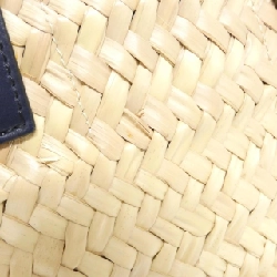 Túi Celine Teen Triomphe Panier 194002CML 616636