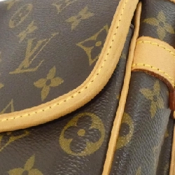 Túi xách vai Louis Vuitton Monogram Saloni M42250 613645