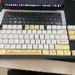 Bàn phím keychron K8J3 kèm thêm keycap matcha 9711