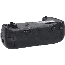 MB-D16 (D750) - Hàng hiệu Authentic 878496