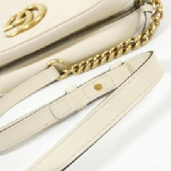 Túi đeo vai GG MARMONT 447632 DTD1T của Gucci 608536