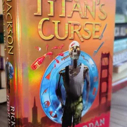 Percy Jackson and the Titan’s Curse (Rick Riordan) 792979