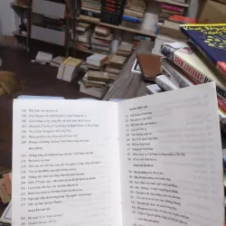 Sách:Phê Bình văn học (A1) - Tác giả: Nhiều tác giả 657934