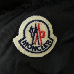 Áo khoác lông vũ MONCLER 640311