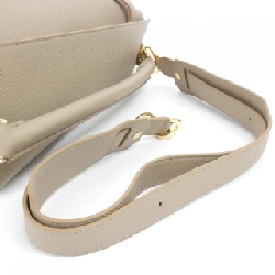 【Sản phẩm mới】Túi Loewe Puzzle Edge Medium A510P49X12 616571