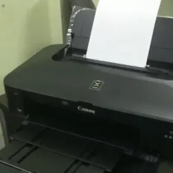 Máy in màu A3 canon ix6770 đang sử dụng 797395