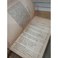 Points of view: An anthology of short stories - Edited by James Moffett and Kenneth R. McElheny 736398