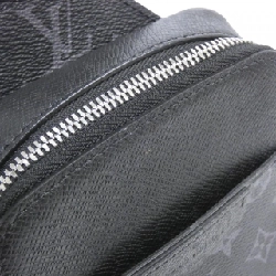 Túi đeo chéo ngoài trời Louis Vuitton Taiga Lama M30741 - Hàng hiệu Chính hãng 767141