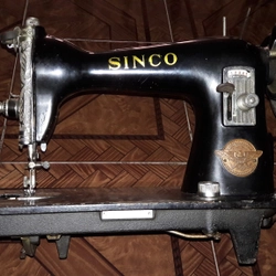 MÁY MAY GIA ĐÌNH CỔ ĐIỂN TRUYỀN THỐNG THƯƠNG HIỆU SINCO. ĐÃ QUA SỬ DỤNG. 276519