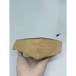 Across the Face of the world Russell Kirkpatrick mới 80% ố HCM2711 912601