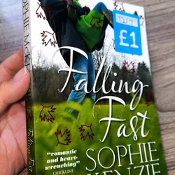 Falling Fast by Sophie McKenzie