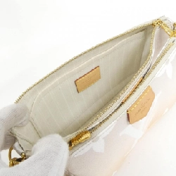 Túi xách vai Louis Vuitton By The Pool Multi Pochette Accessoires M57634 612234