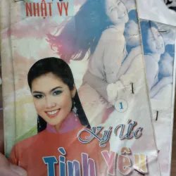 sách sưu tầm cũ có tựa đề "Nhật Vy - Ký ức tình yêu"