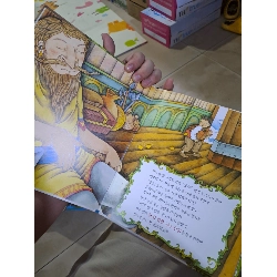 Truyện tranh bìa cứng Tiếng Hàn cây đậu khổng lồ mới 90% HCM0808 HỌC NGOẠI NGỮ 920305