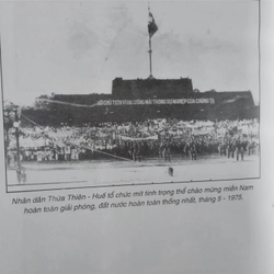 cuốn sách có tựa đề "Thừa Thiên-Huế Kháng chiến chống Mỹ cứu nước (1954 - 1975)".  546361
