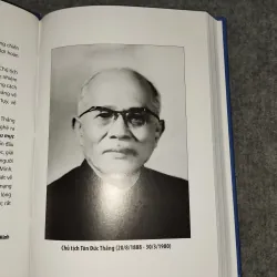 CHỦ TỊCH TÔN ĐỨC THẮNG NHÀ LÃNH ĐẠO MẪU MỰC VÀ BÌNH DỊ 697693