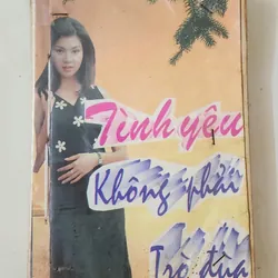 Tiểu thuyết lãng mạn Việt Nam của tác giả Đỗ Huỳnh Châu: TÌNH YÊU KHÔNG PHẢI TRÒ ĐÙA