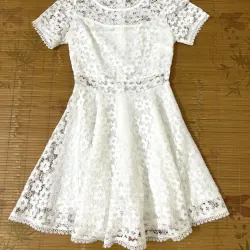 Váy ren trắng size S mới 90% 1010607