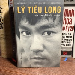 Lý Tiểu Long - Một Cuộc Đời Phi Thường - Giá bìa 399k