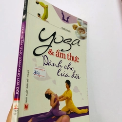 SÁCH YOGA  - sách đã qua sử dụng, tình trạng đọc tốt 