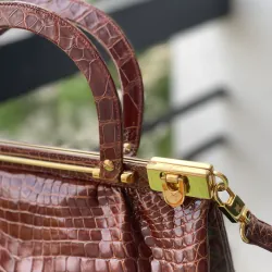 Kwanpen Túi xách nữ da cá sấu cao cấp màu nâu đỏ hàng hiệu 974438