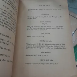 NGƯỜI VIỄN KHÁCH THỨ MƯỜI - NGHIÊM XUÂN HỒNG 748348
