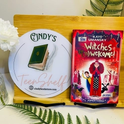 [Sách 2hand từ US] Like new 85% - Witches (Un)Welcome!