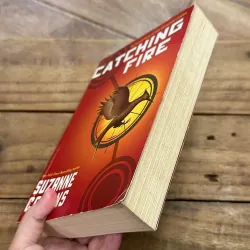 Catching Fire - Suzanne Collins (Hunger Games Series #2) 736197