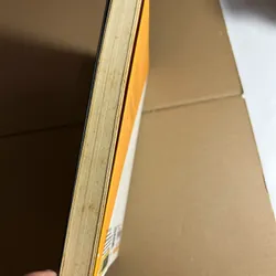 Trên đường băng 562508