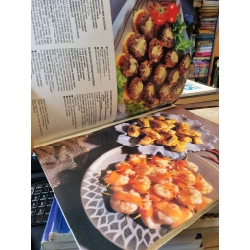 Finger Food : Best ever party food, Tempting hot and cold savouries, Do ahead and freezing tips (The Australian Women's Weekly) 361725