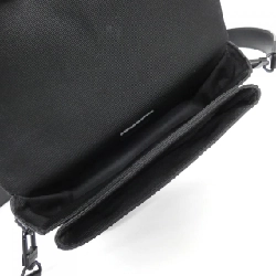 Túi đeo vai Louis Vuitton Monogram Eclipse Montsouris Wearable Wallet M83567 612778