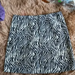 Chân váy size M 972802