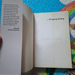 ... đi ngang đường 933347