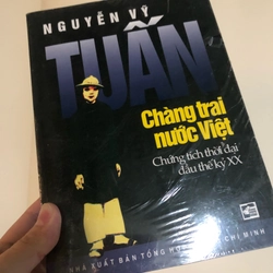 Tuấn chàng trai nước Việt - Nguyễn Vỹ (mới 100%, còn seal)