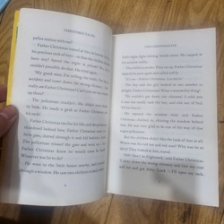Christmas Tales (Sách tiếng anh) 528063