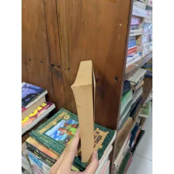 Shadows of Empire - Allan Massie 689260