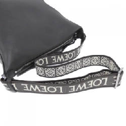 Túi đeo chéo Loewe Cubi B906K70X13 608470