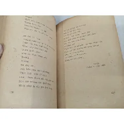 Thơ - Sóng Hồng 696052