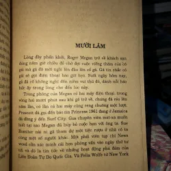 Ai là hoa hậu - Mort Weisinger 958688