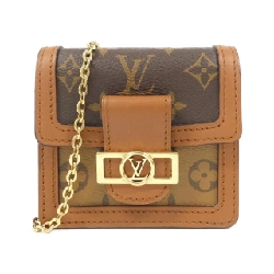 Túi đeo hông Louis Vuitton Monogram Dauphine BB M68621