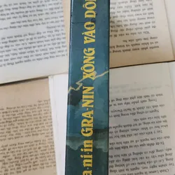 Tiểu thuyết XÔNG VÀO GIÔNG BÃO - Daniil Granin 703935