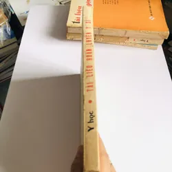 TÀI LIỆU HUẤN LUYỆN Y SĨ - sách khổ to  - triệu chứng học ( nội,ngoại khoa, bệnh học nội)  700936