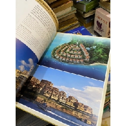 Endless Dwelling: Properties of International Style, 4 Vols 1043972